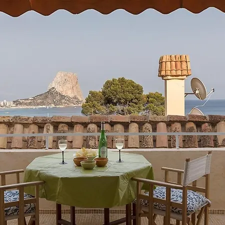 Castillos Con Vistas Al Mar *